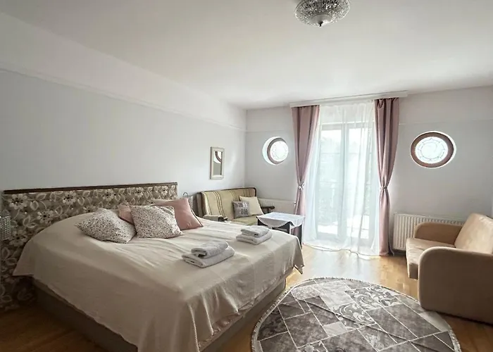 Ostoja Natura Oda ve Kahvaltı 3*